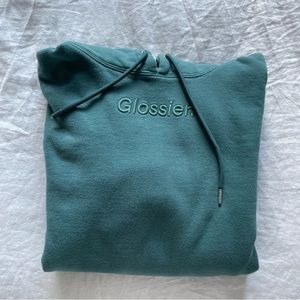 🌲 Glossier green hoodie 🌲